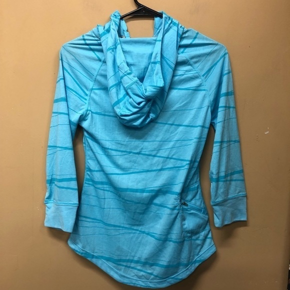 Nike Running Womens Size S Small Soft Hand Hoodie Long Sleeve Zip Pocket Blue - Picture 2 of 6